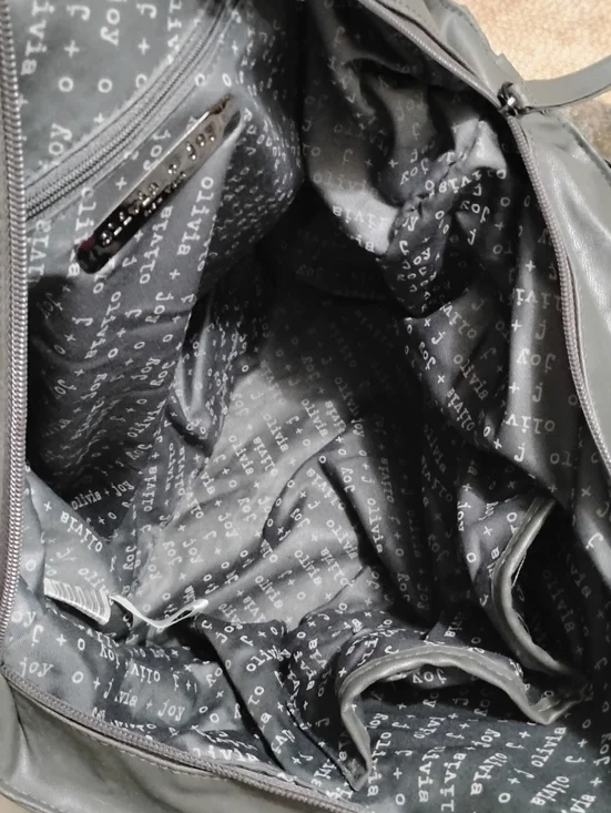 NWT💕OLIVIA & JOY New York! Gray Studded Large Tote Bag with Removable Strap - Picture 8 of 12